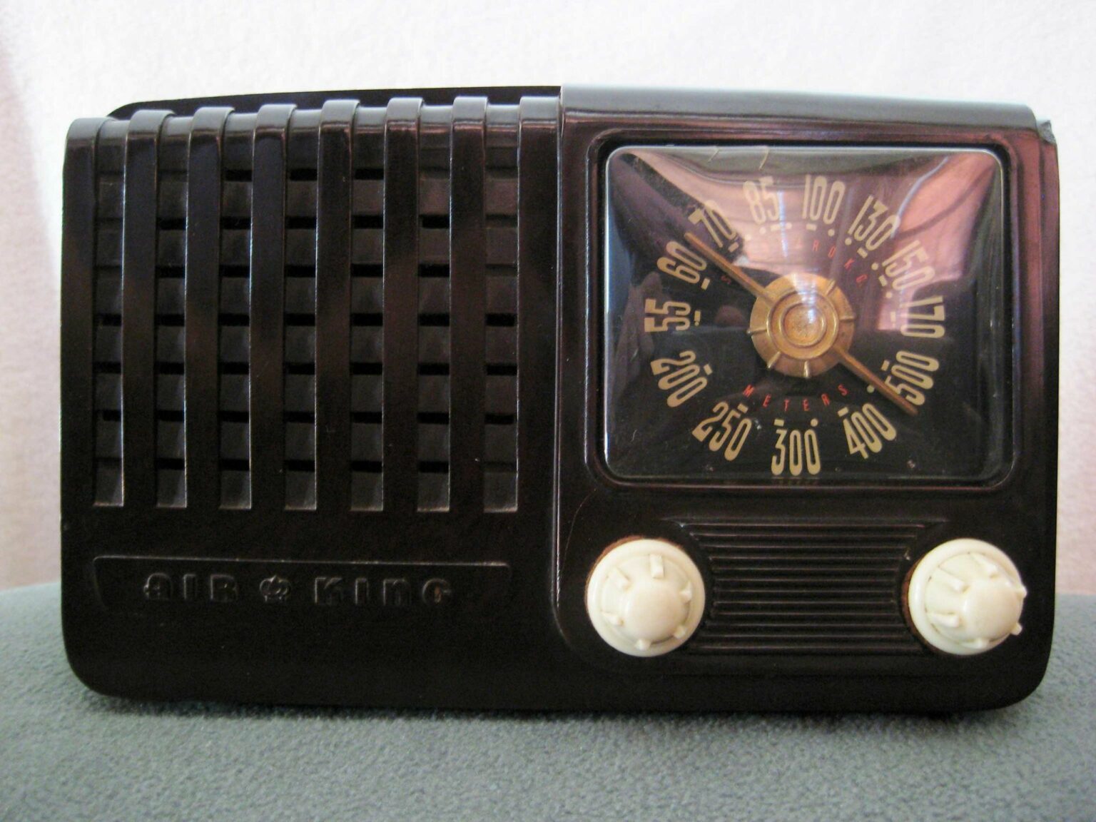 Air King Model A530 - Poppys Vintage Radios